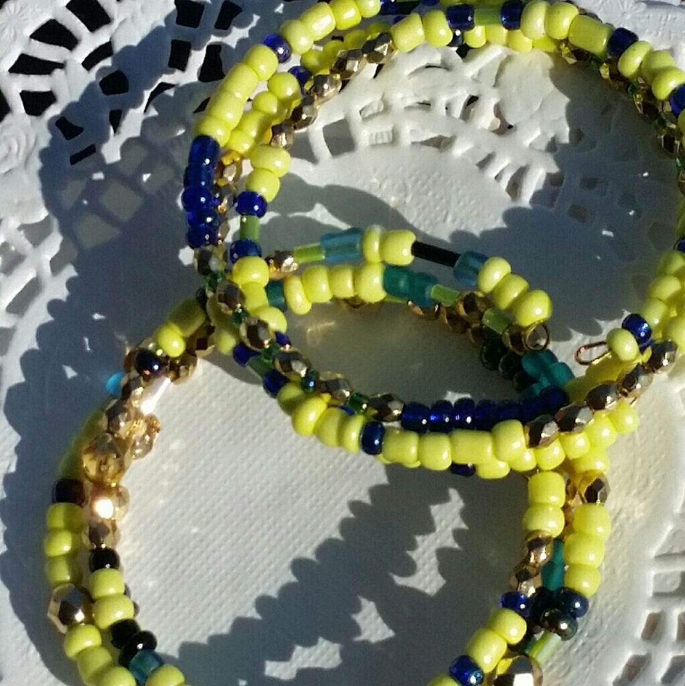 Bracelets - Picture 2 of 3